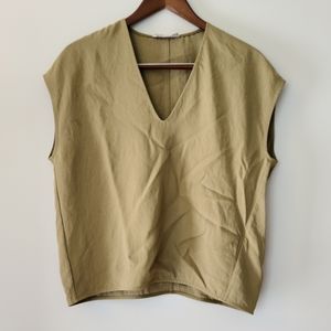 Everlane top